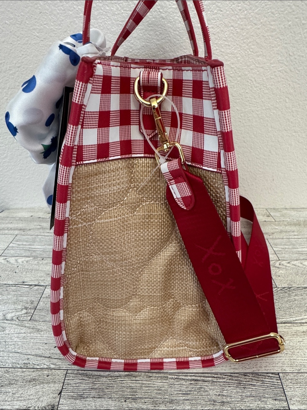 Betsey Johnson Red Gingham & Straw Tote NWT - Picture 5 of 10